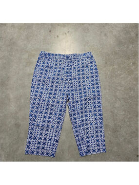 Jones New York Blue Patterned Capris Size 16
